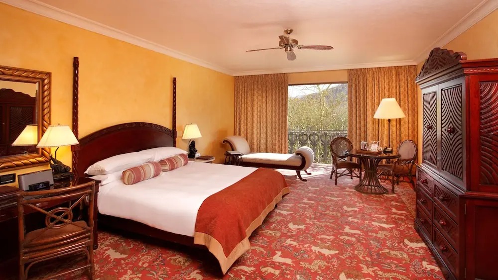 هتل د پالاس اف د لاست سیتی